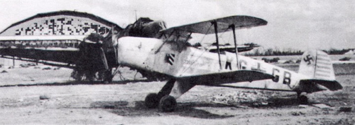 1-bucker-bu-131-jungmann-ii.jg54-kggb-russia-1941-03.jpg